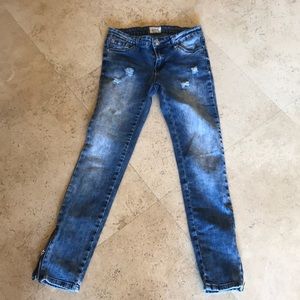 Hudson girls Capri with side zippers 14